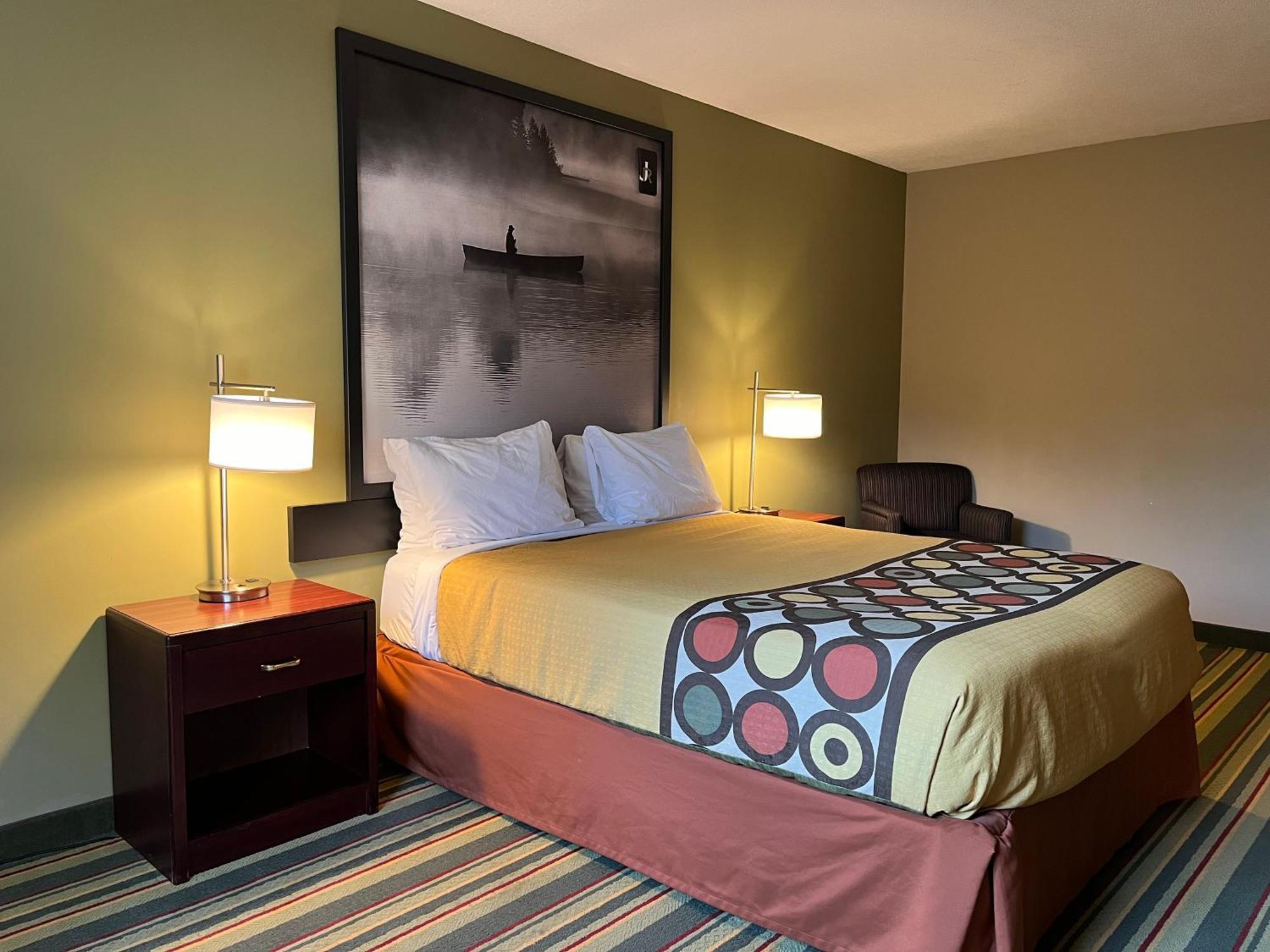 Jolly Roger Inn & Resort Otter Lake Exteriör bild
